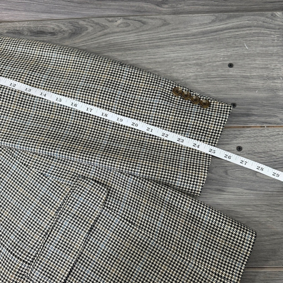 Chaps Mens Sports Coat Blazer 100% Silk Tan Houndstooth Two Button size 46R - Picture 11 of 11